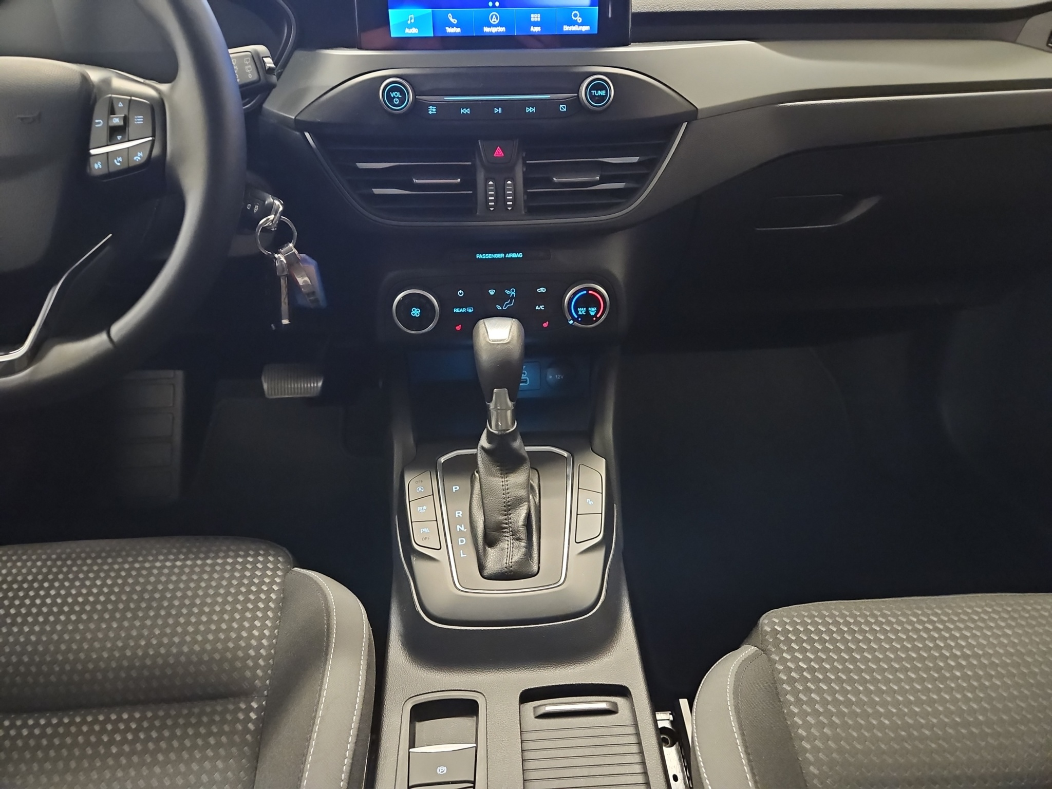 listing desktop thumbnail image 10