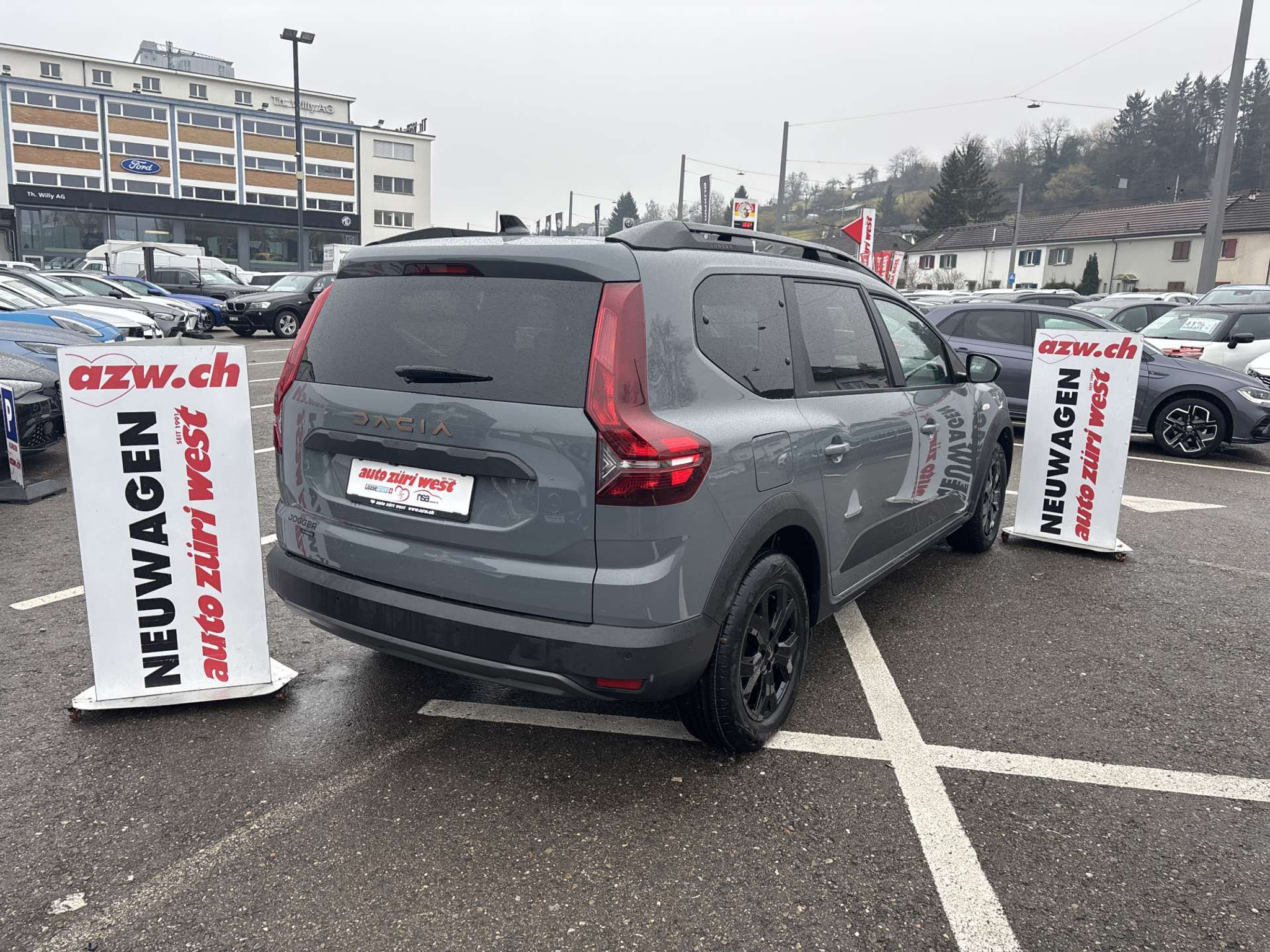 listing desktop thumbnail image 2