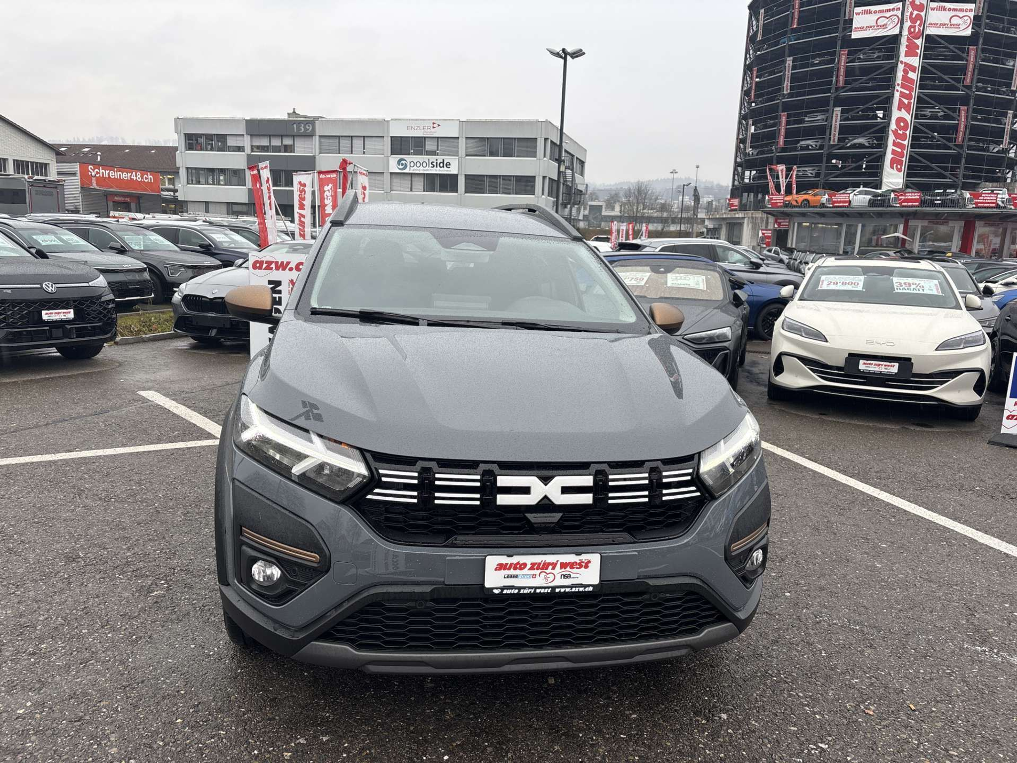 listing desktop thumbnail image 13