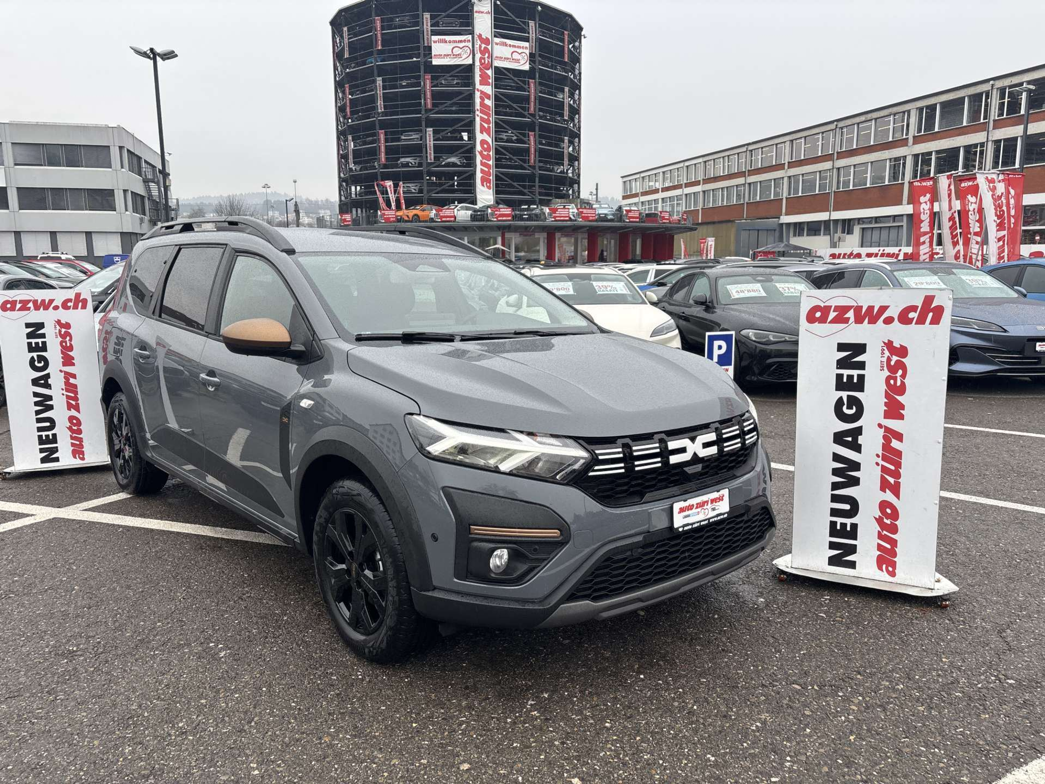 listing desktop thumbnail image 0