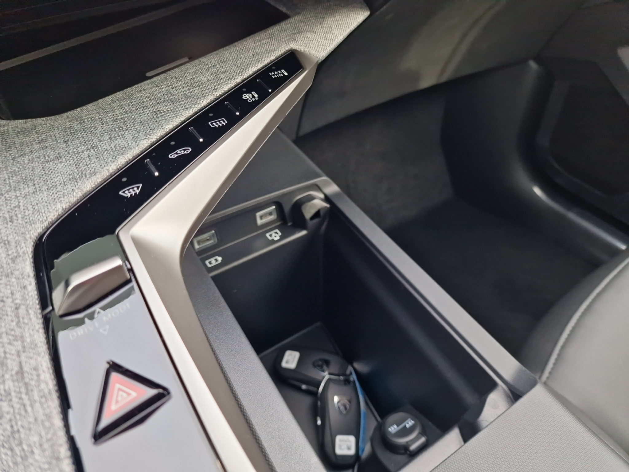 listing desktop thumbnail image 14