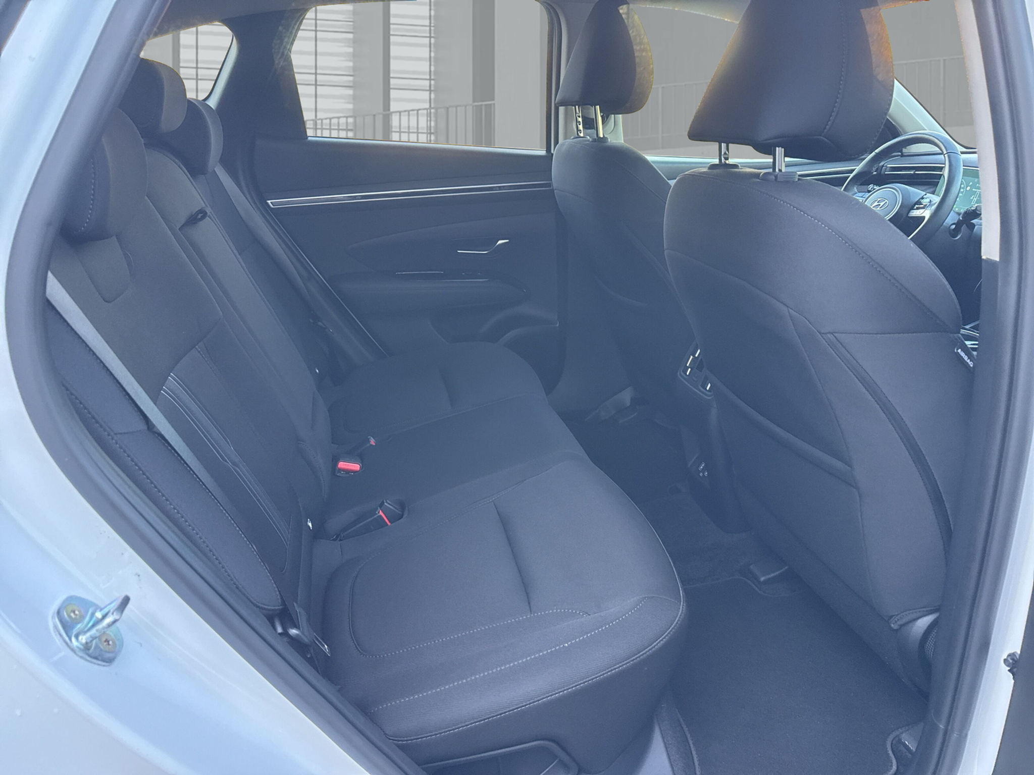 listing desktop thumbnail image 13