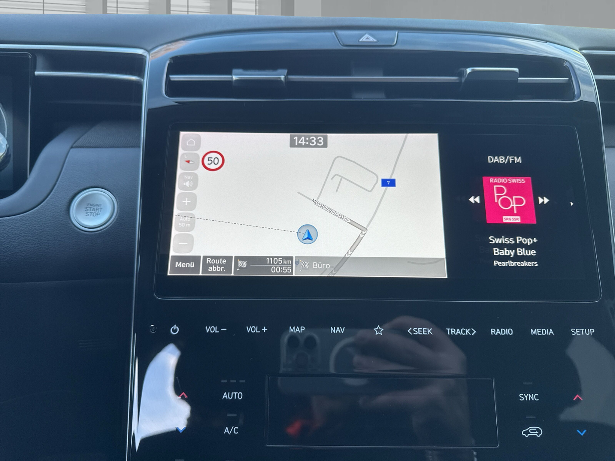 listing desktop thumbnail image 17