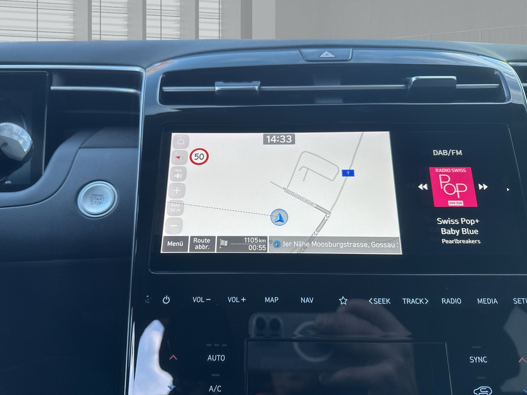 listing desktop thumbnail image 15