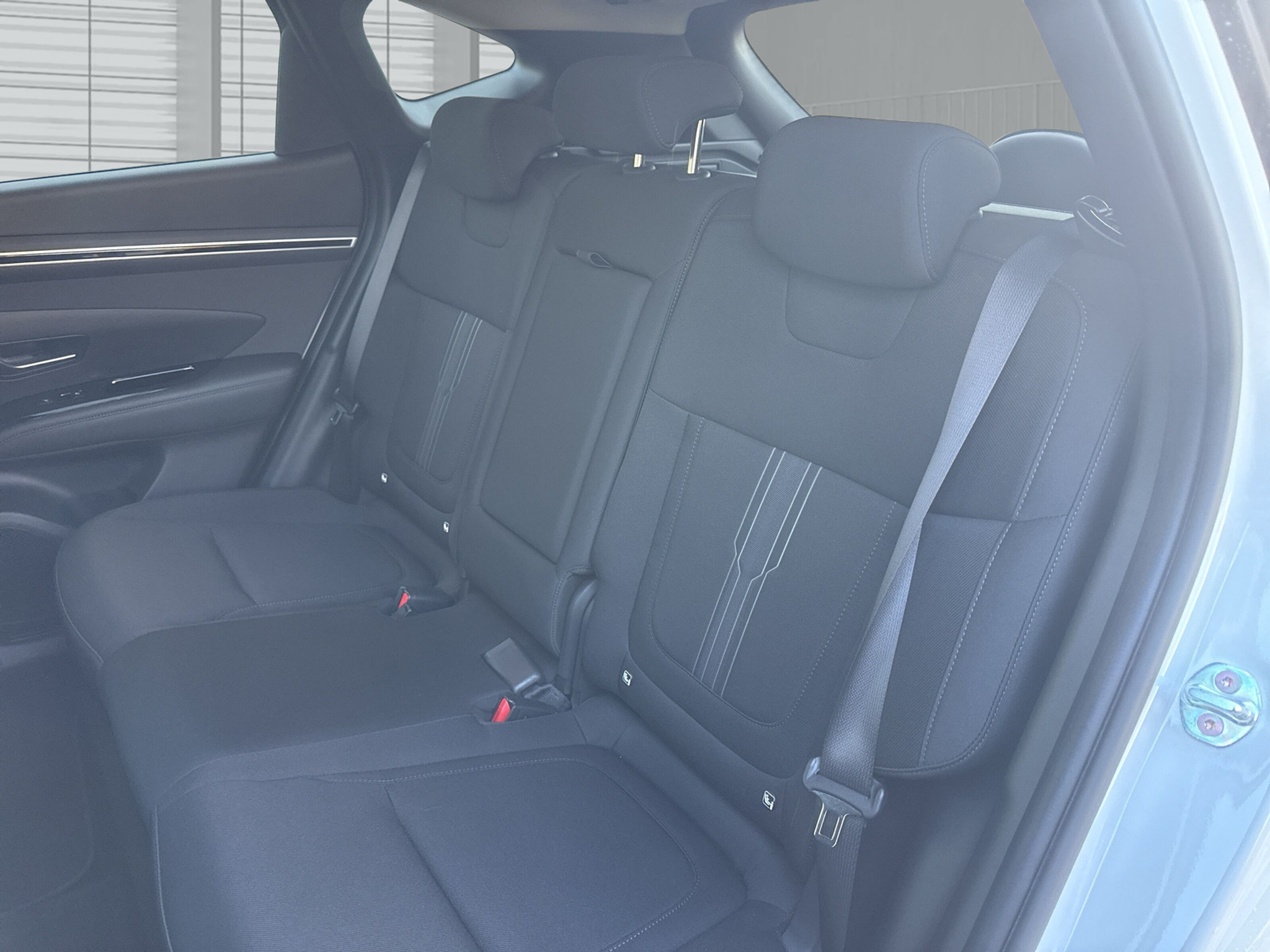 listing desktop thumbnail image 14