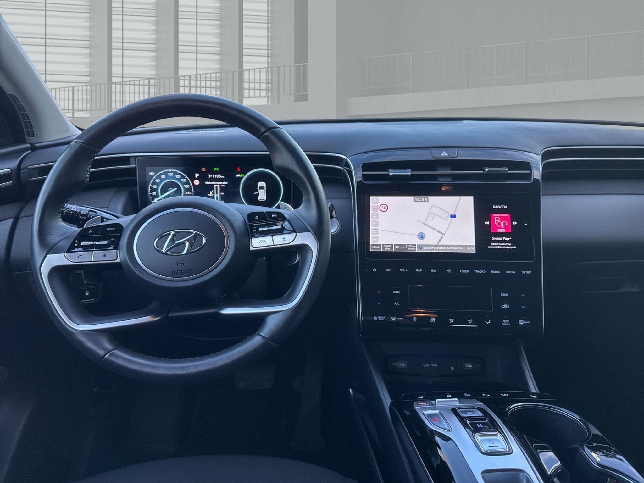 listing desktop thumbnail image 9