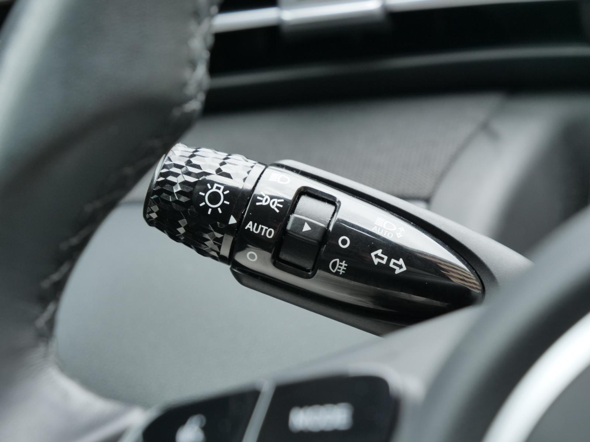 listing desktop thumbnail image 21