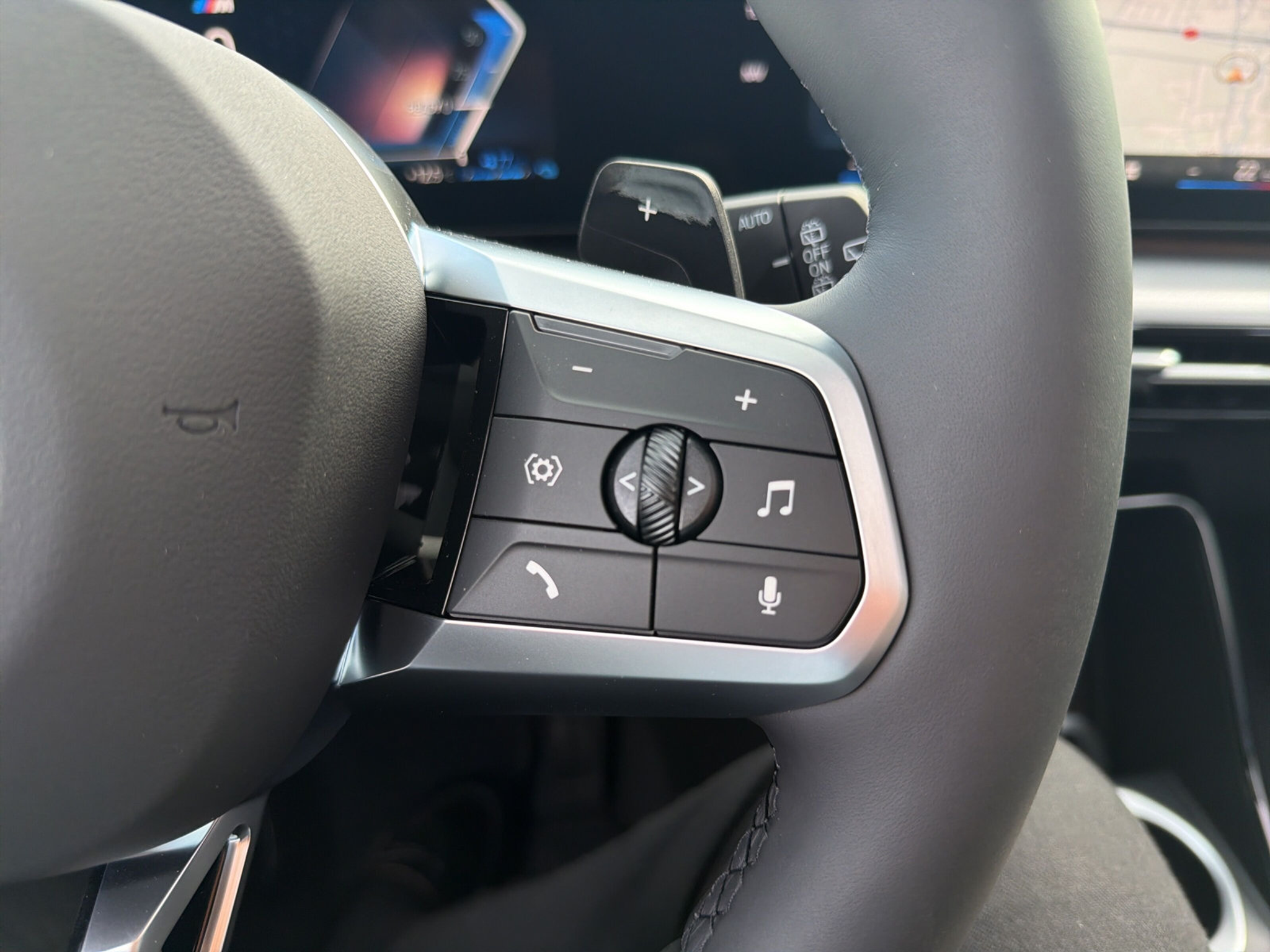 listing desktop thumbnail image 11