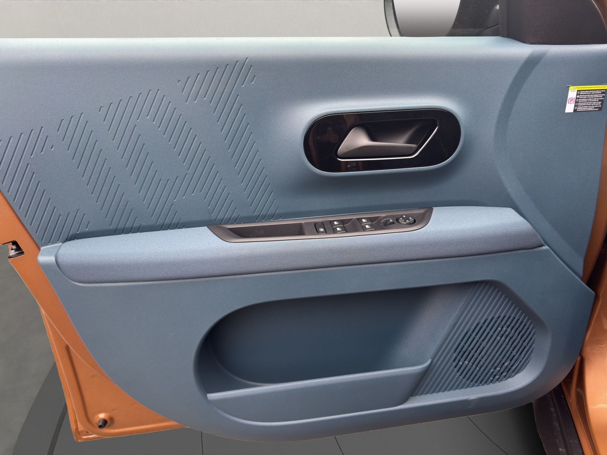 listing desktop thumbnail image 13