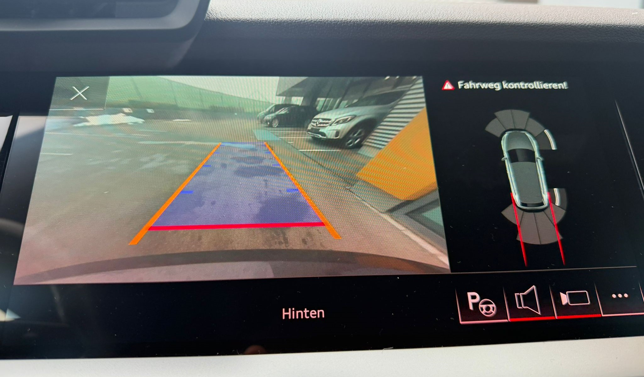 listing desktop thumbnail image 7