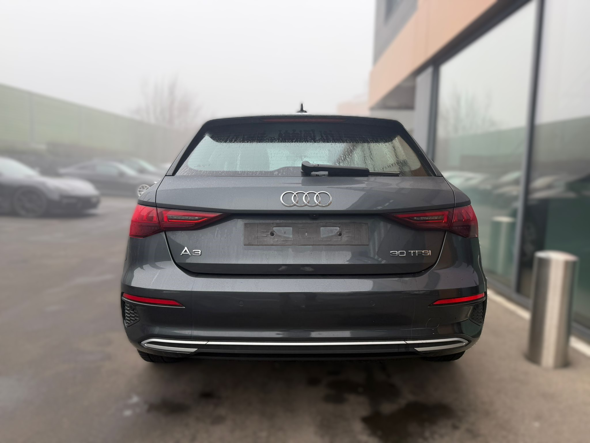 listing desktop thumbnail image 2