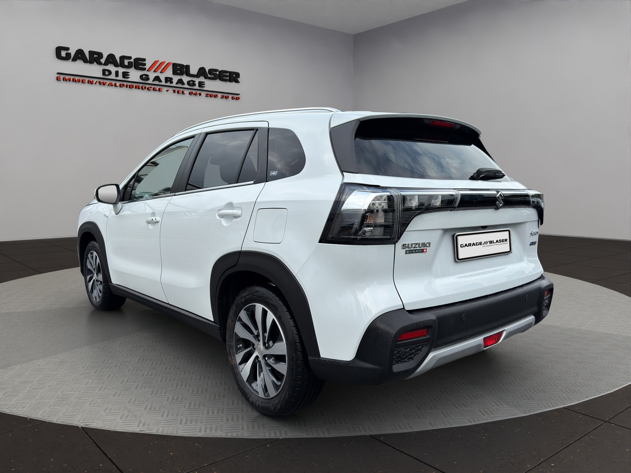 listing desktop thumbnail image 2