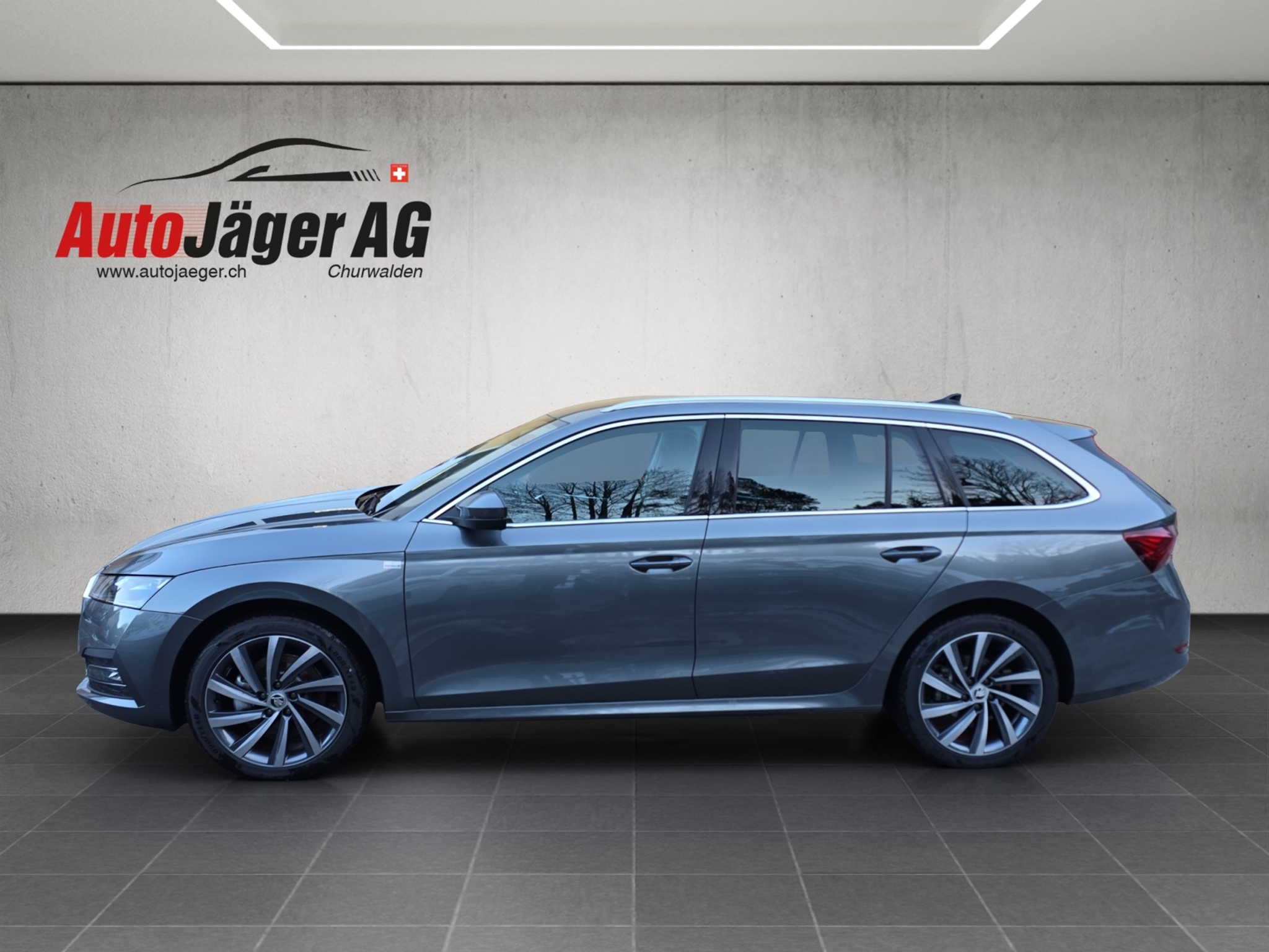 listing desktop thumbnail image 2