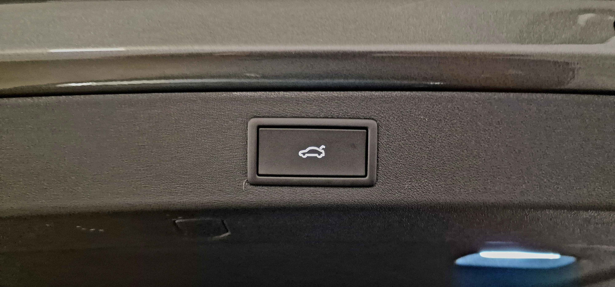 listing desktop thumbnail image 21