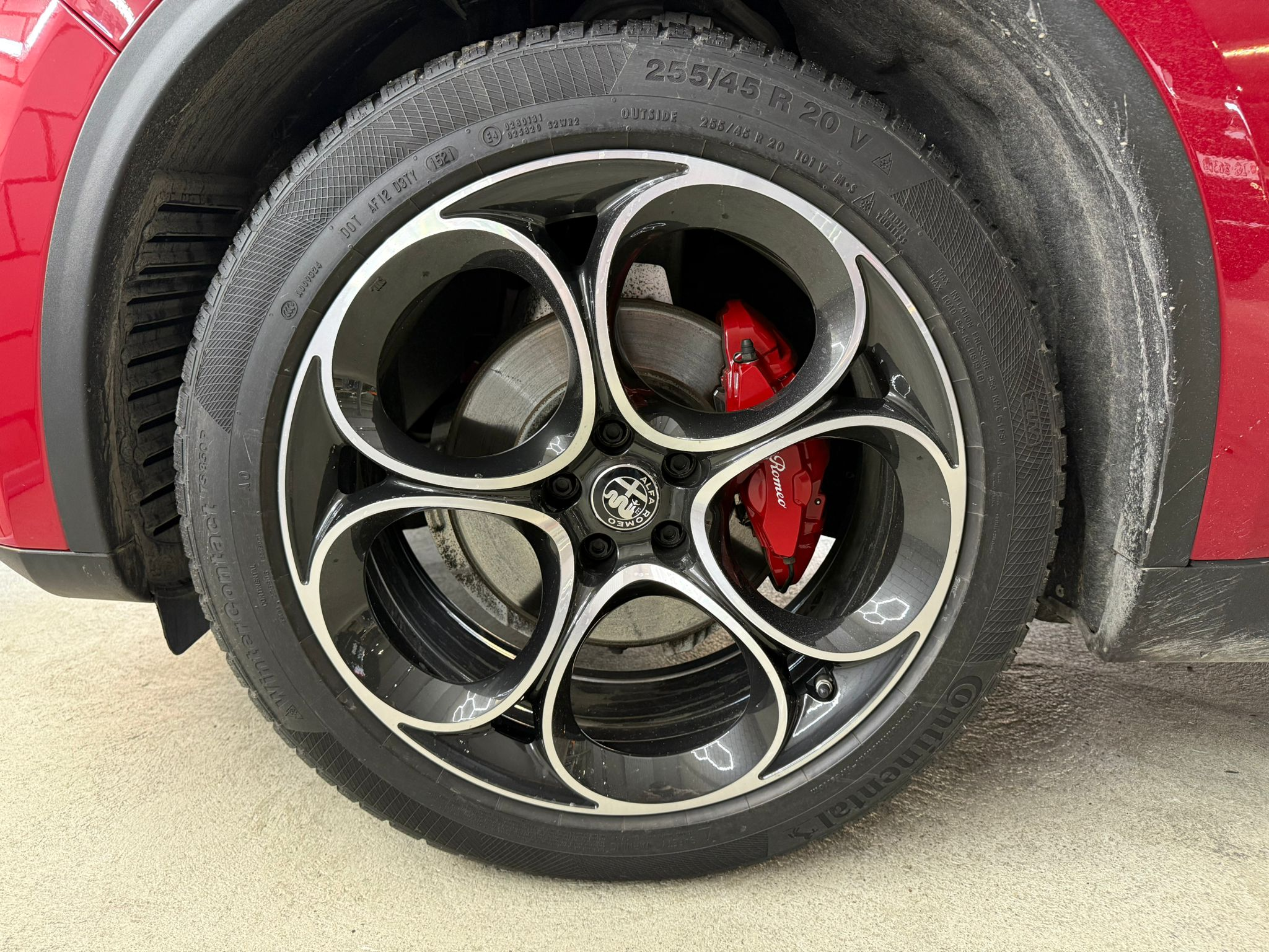 listing desktop thumbnail image 13