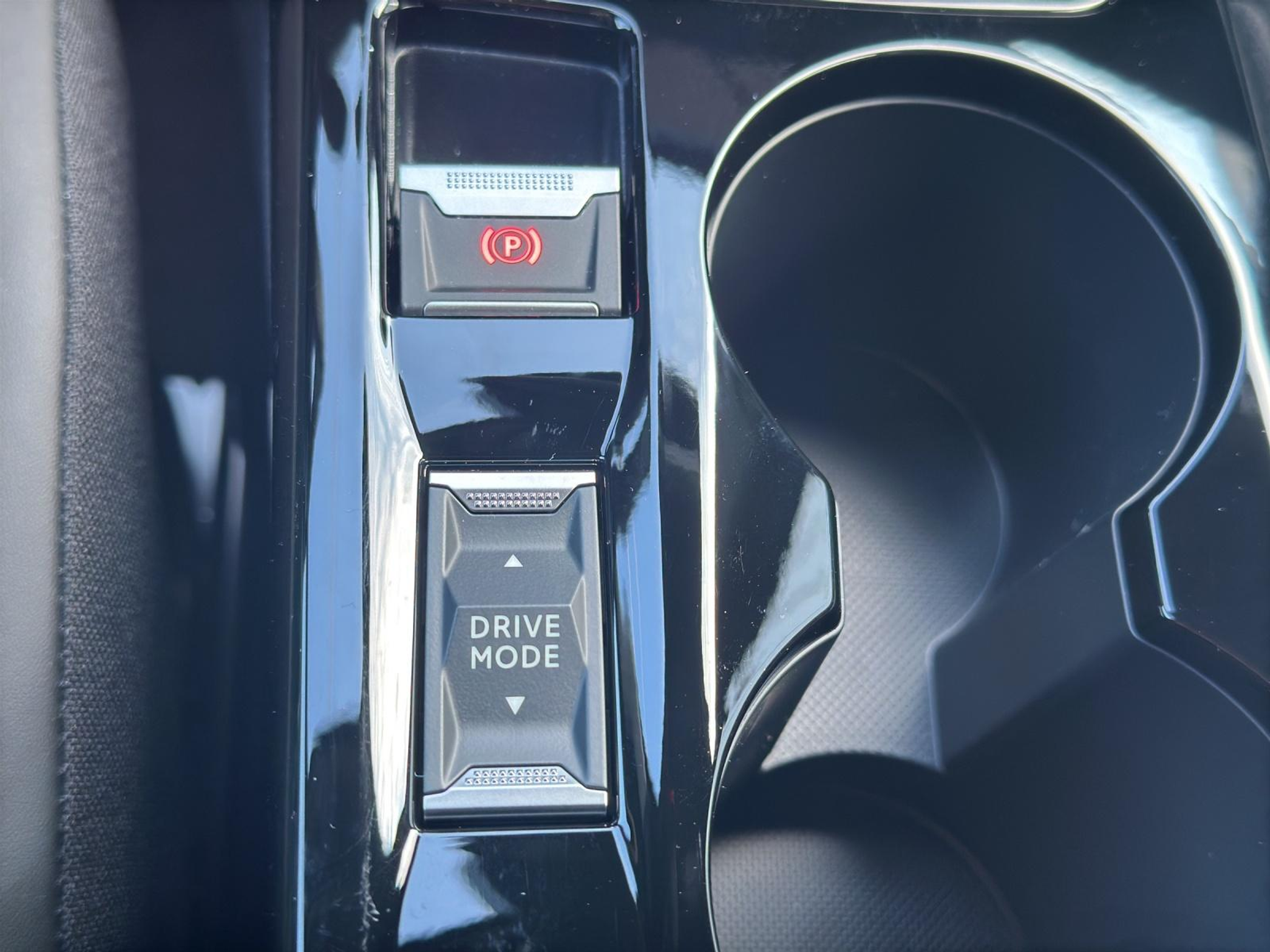 listing desktop thumbnail image 16