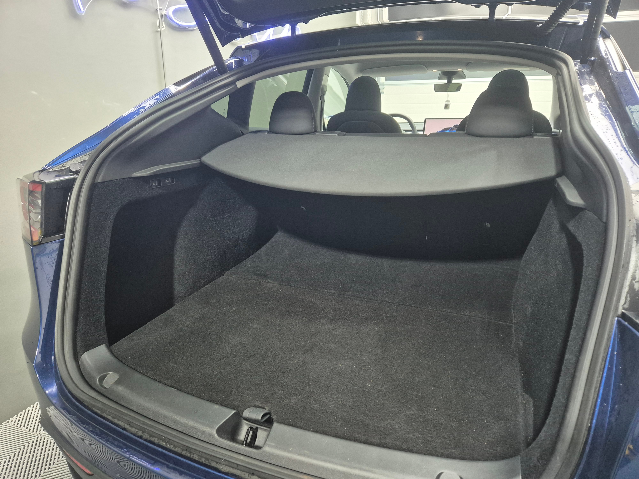 listing desktop thumbnail image 10