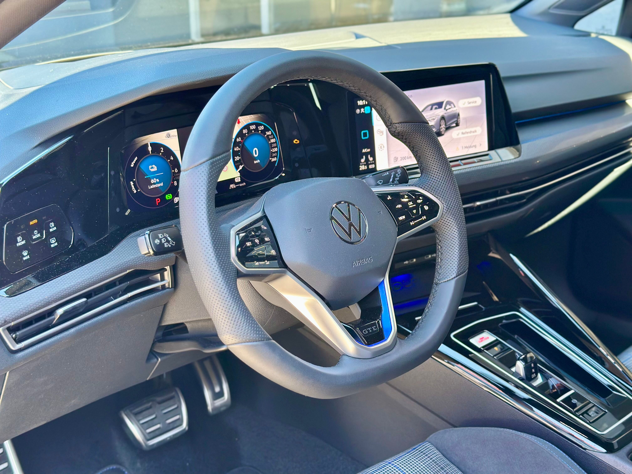 listing desktop thumbnail image 7