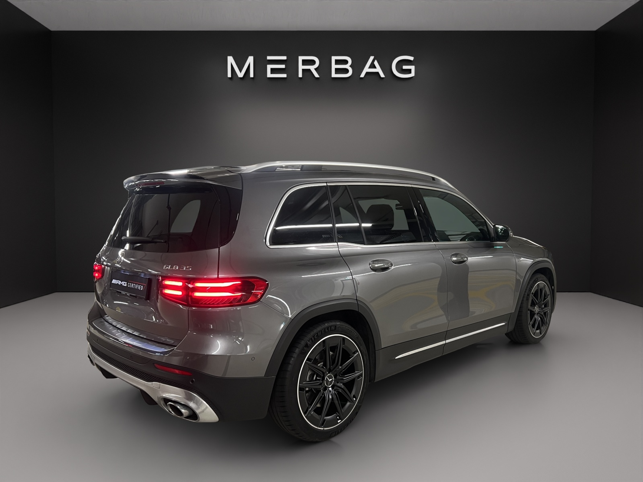 listing desktop thumbnail image 6