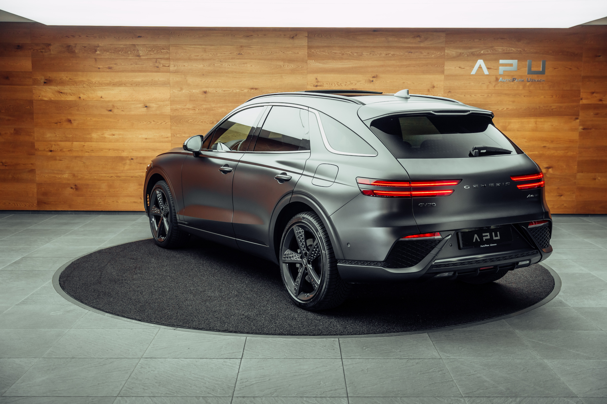 listing desktop thumbnail image 2