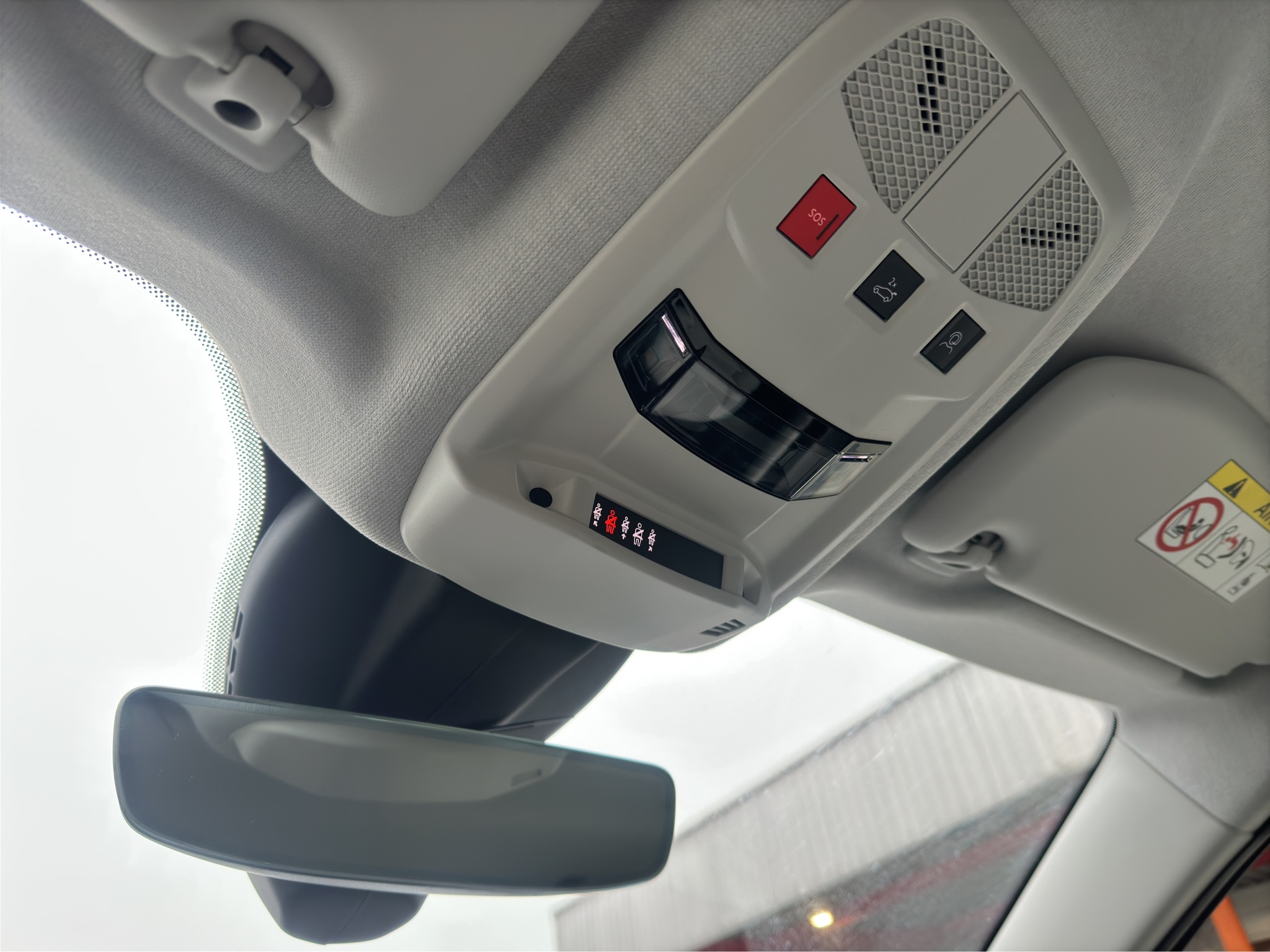 listing desktop thumbnail image 30