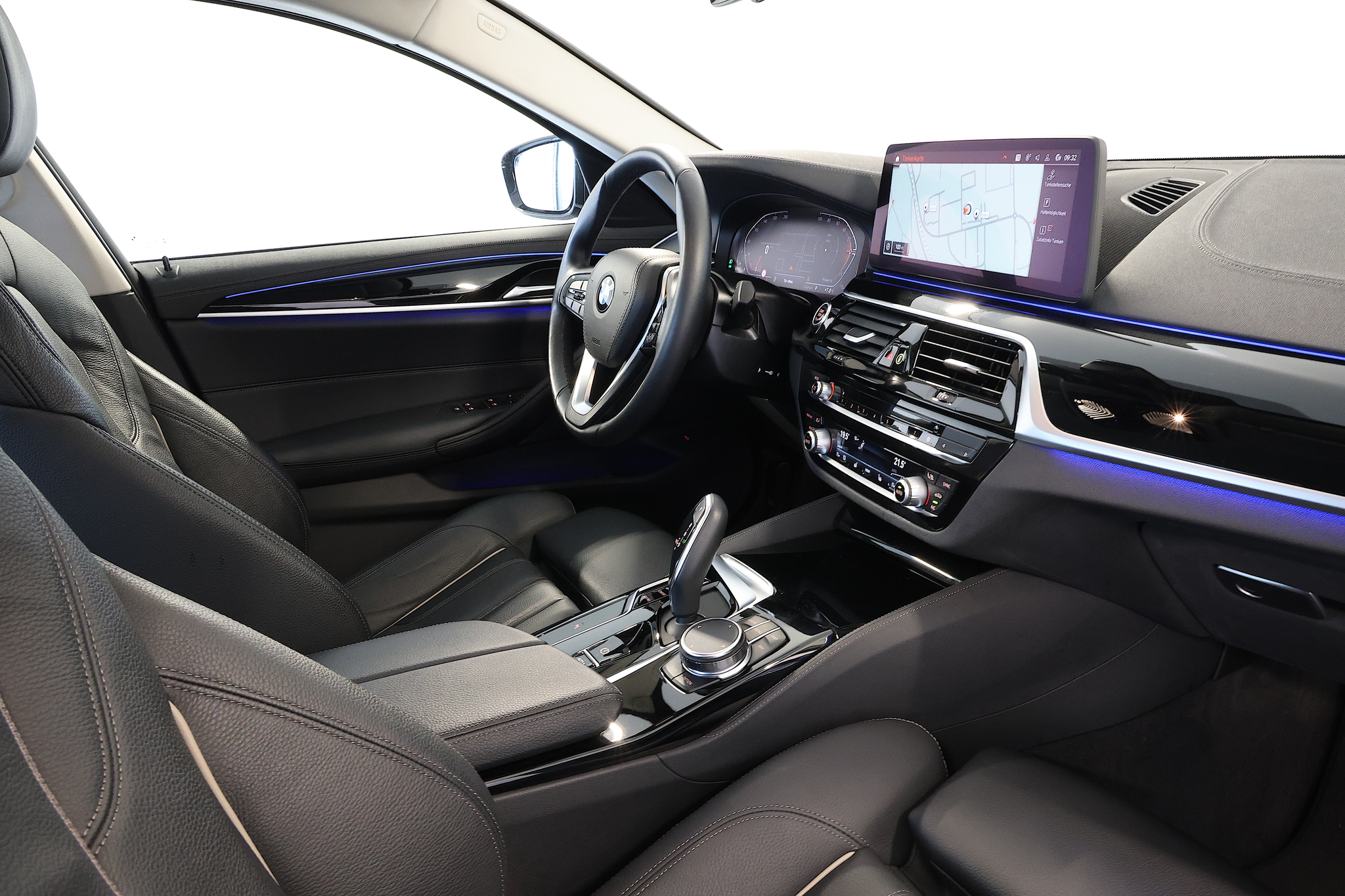 listing desktop thumbnail image 14