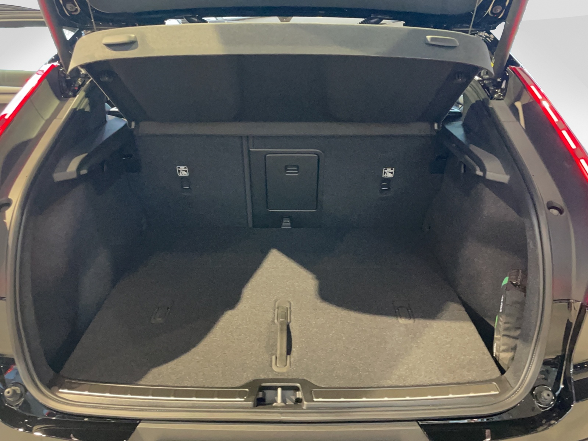 listing desktop thumbnail image 10