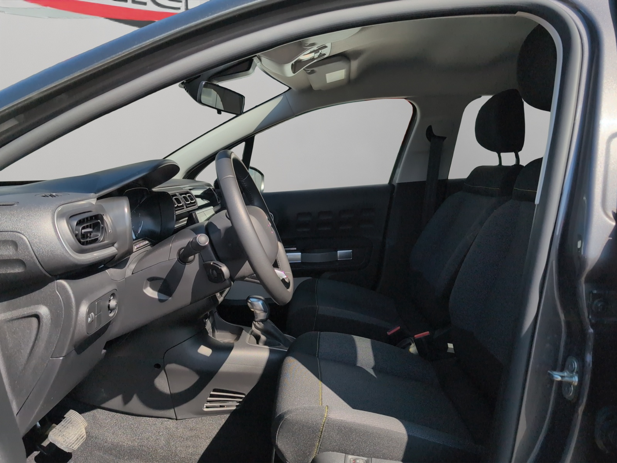 listing desktop thumbnail image 8