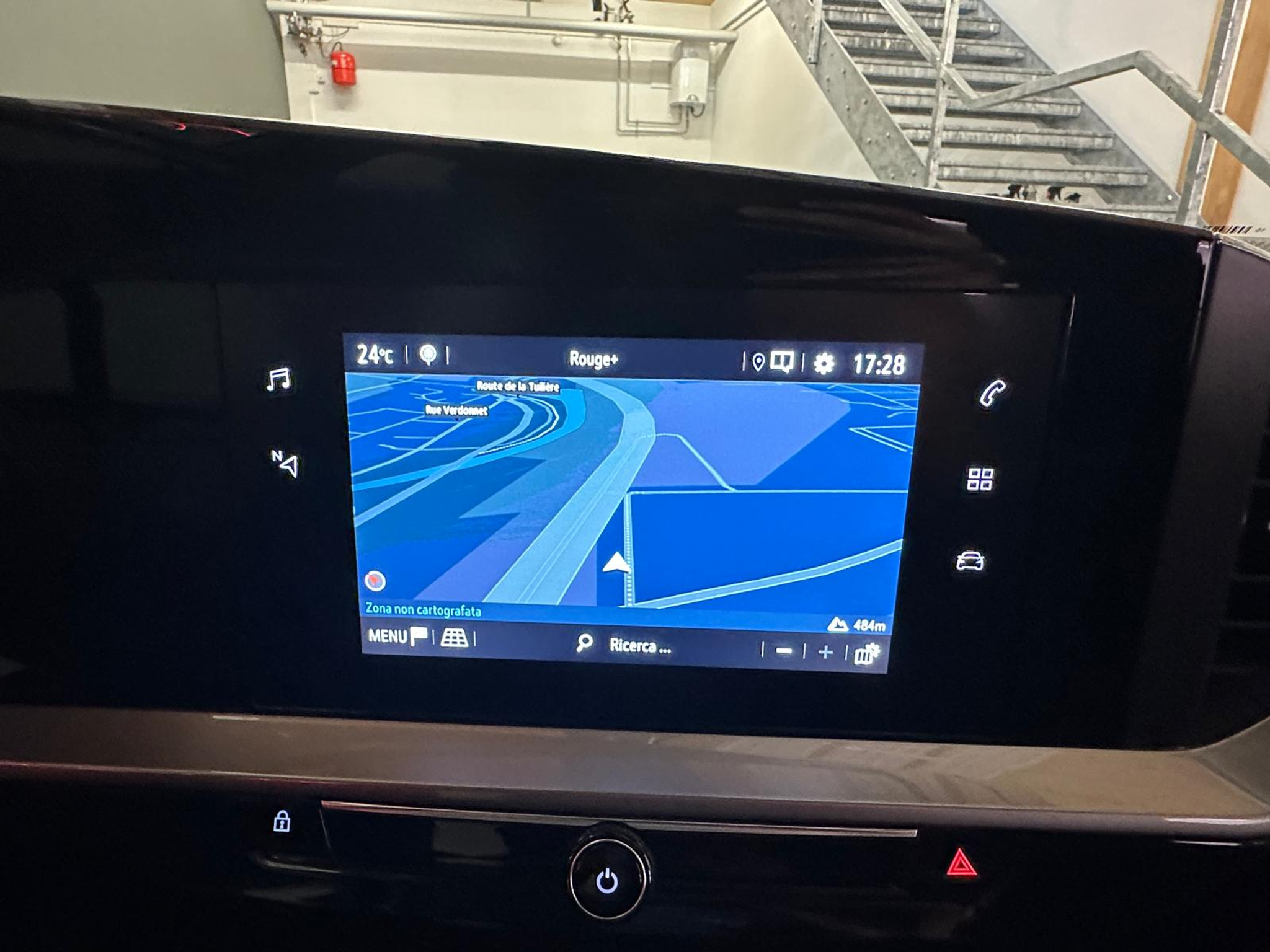 listing desktop thumbnail image 19