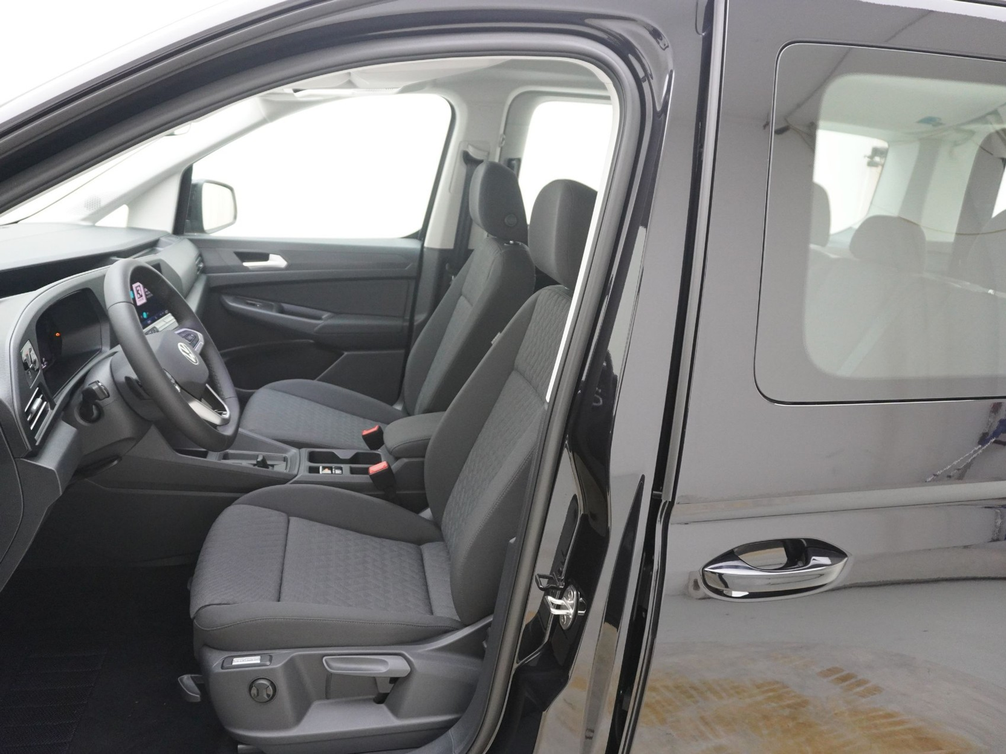 listing desktop thumbnail image 11