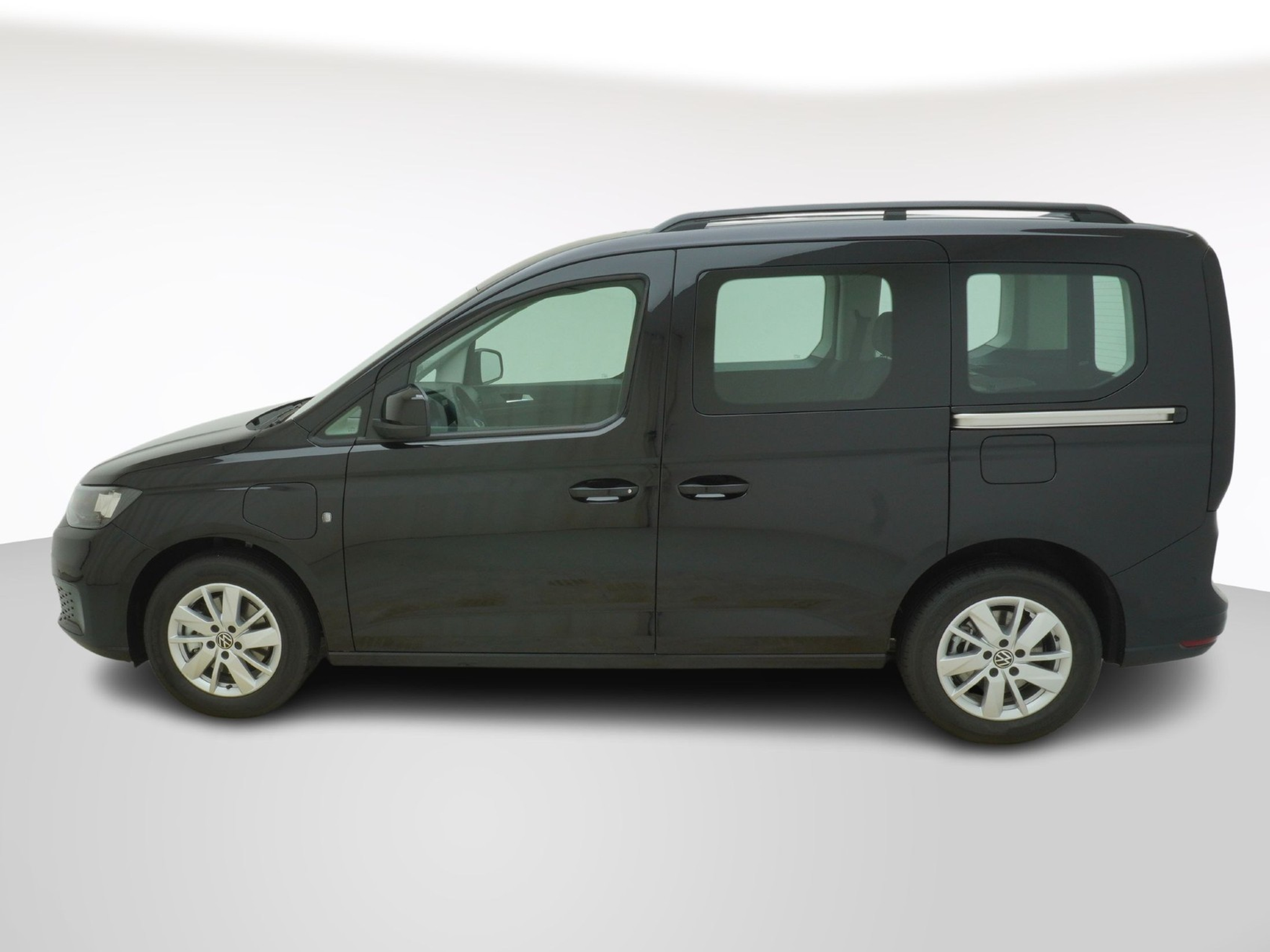 listing desktop thumbnail image 1