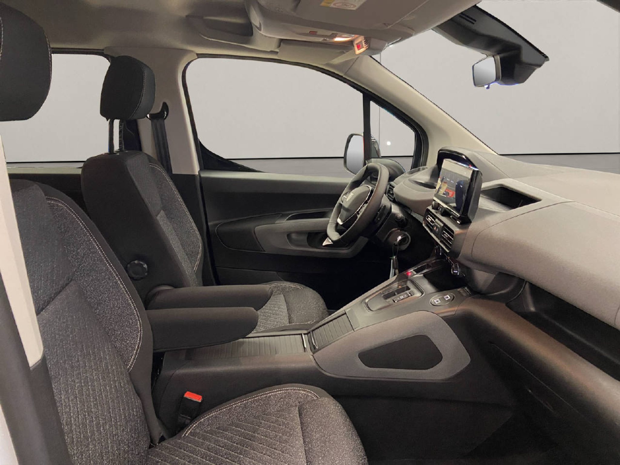 listing desktop thumbnail image 10