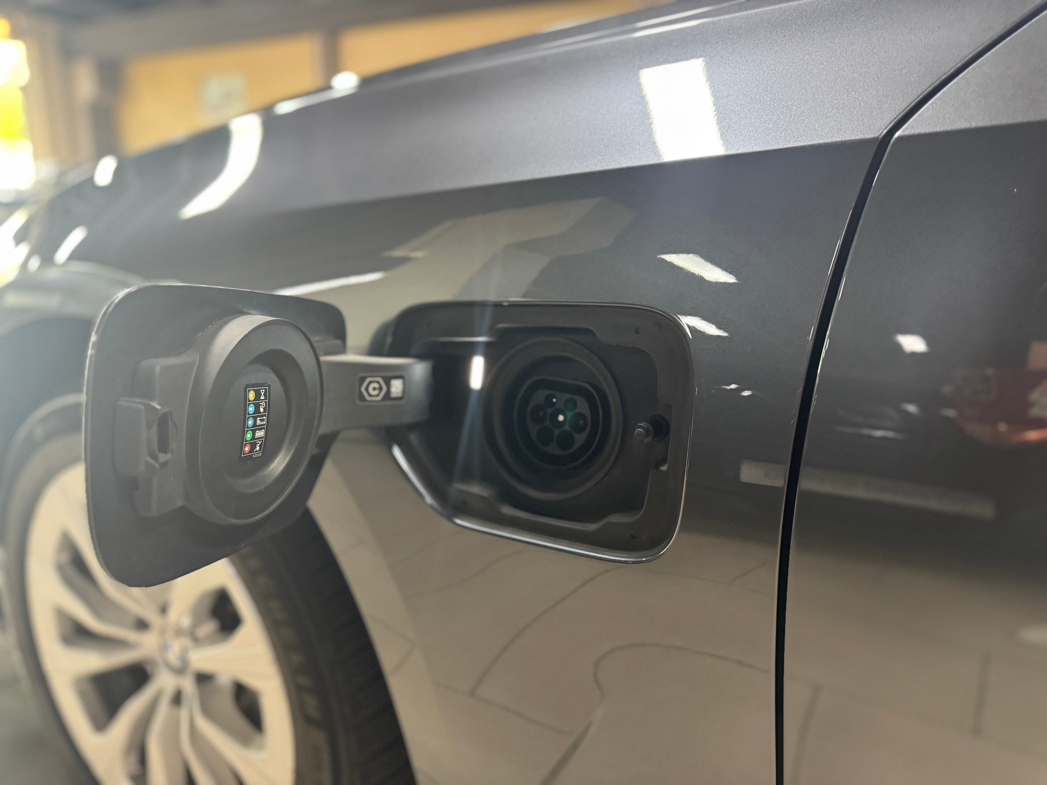 listing desktop thumbnail image 28