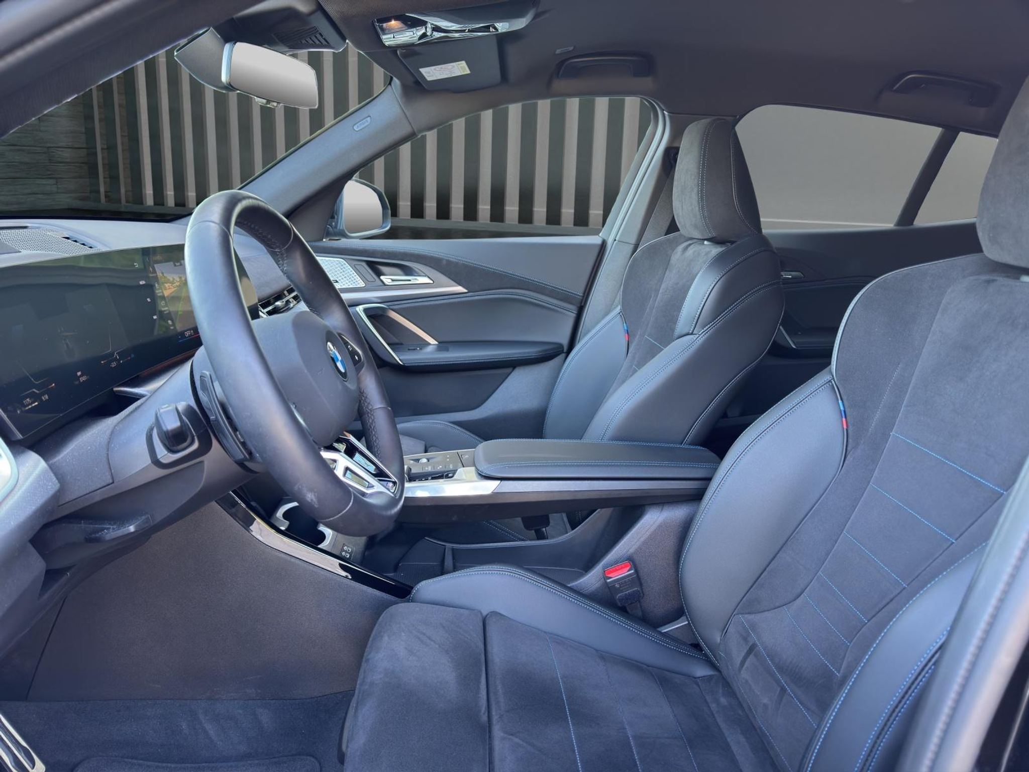 listing desktop thumbnail image 13