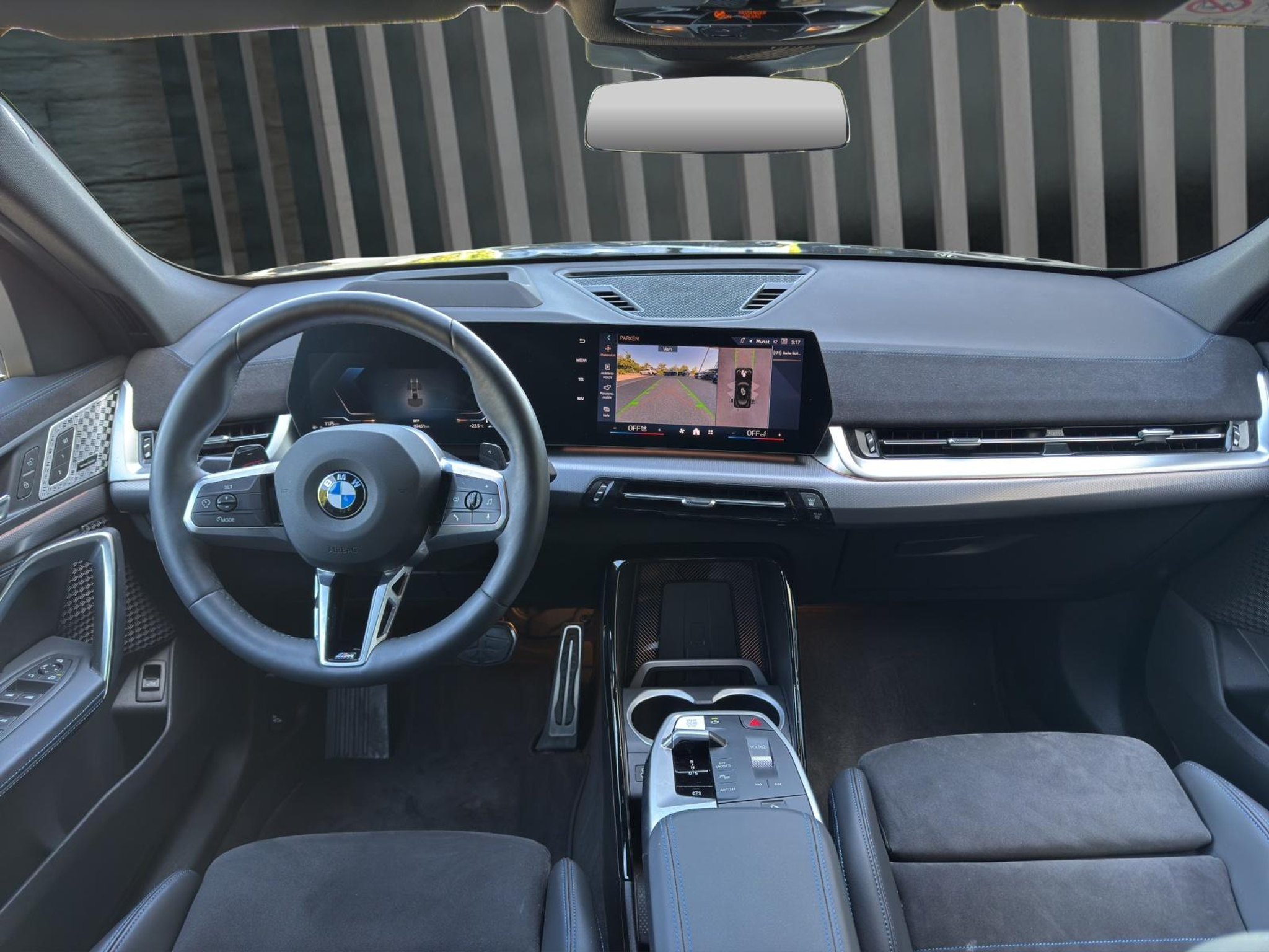 listing desktop thumbnail image 9