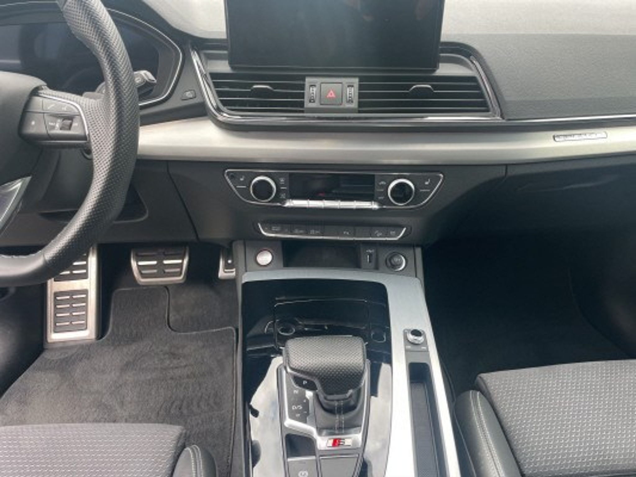 listing desktop thumbnail image 11