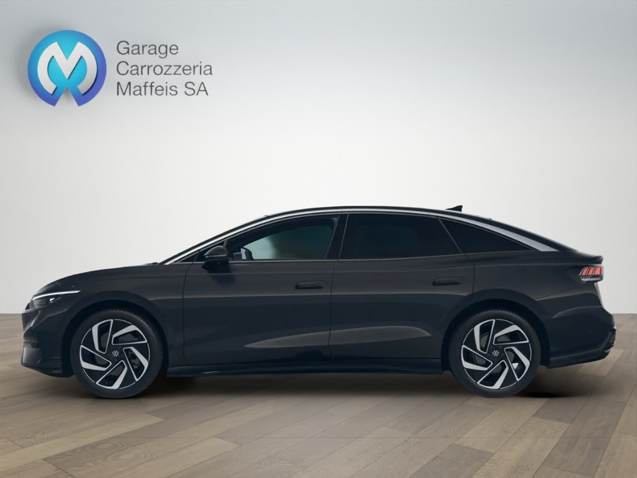 listing desktop thumbnail image 3