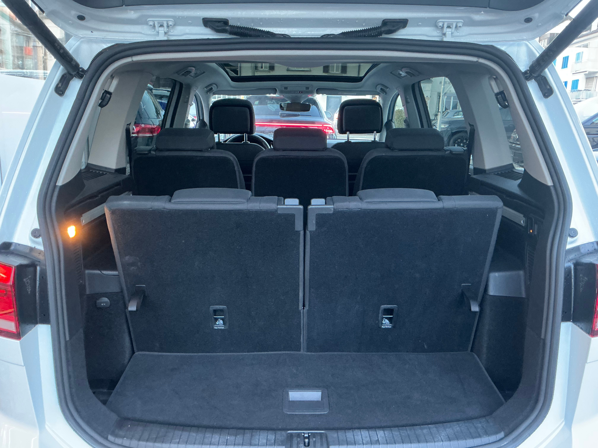 listing desktop thumbnail image 21