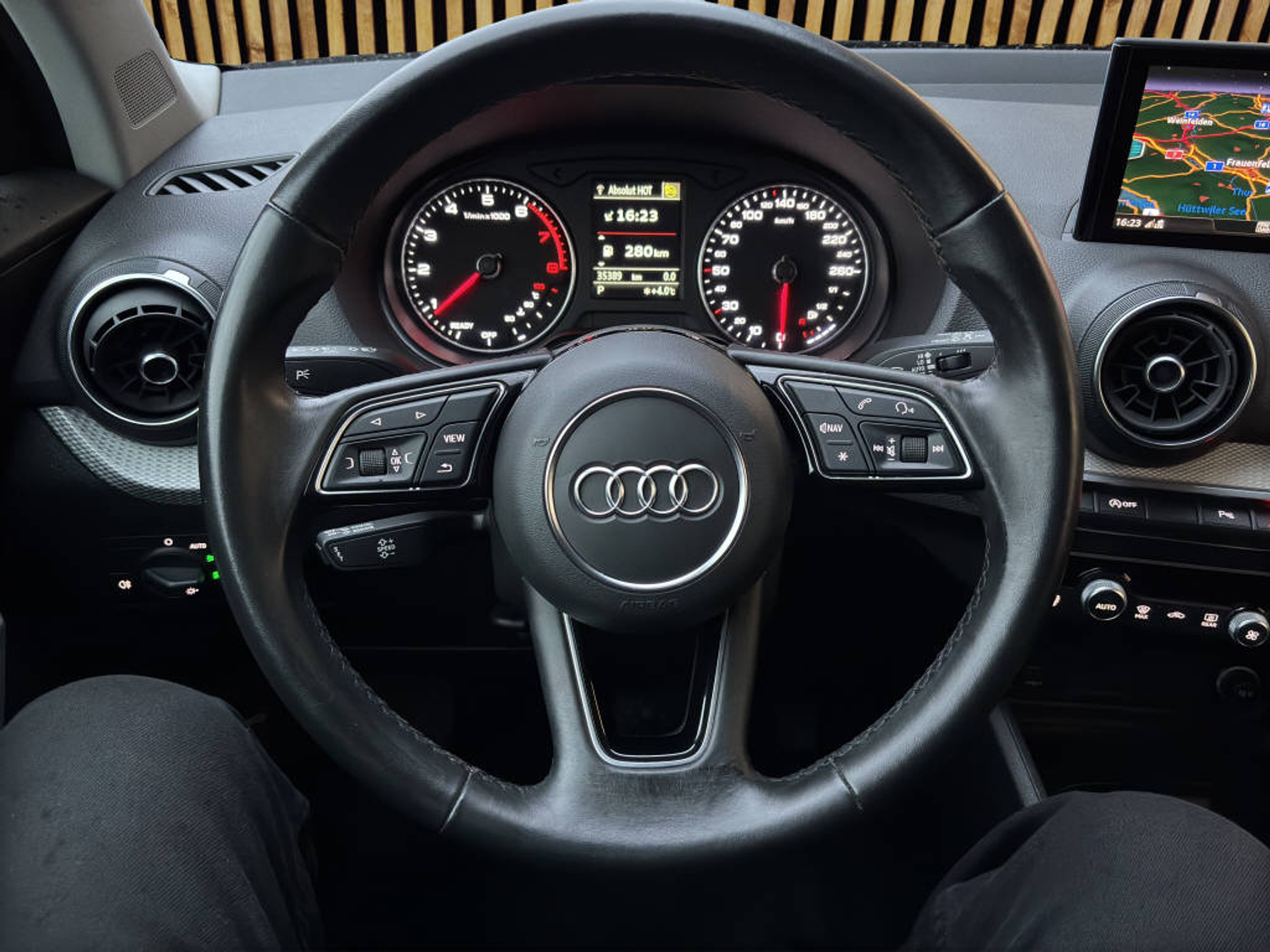 listing desktop thumbnail image 8