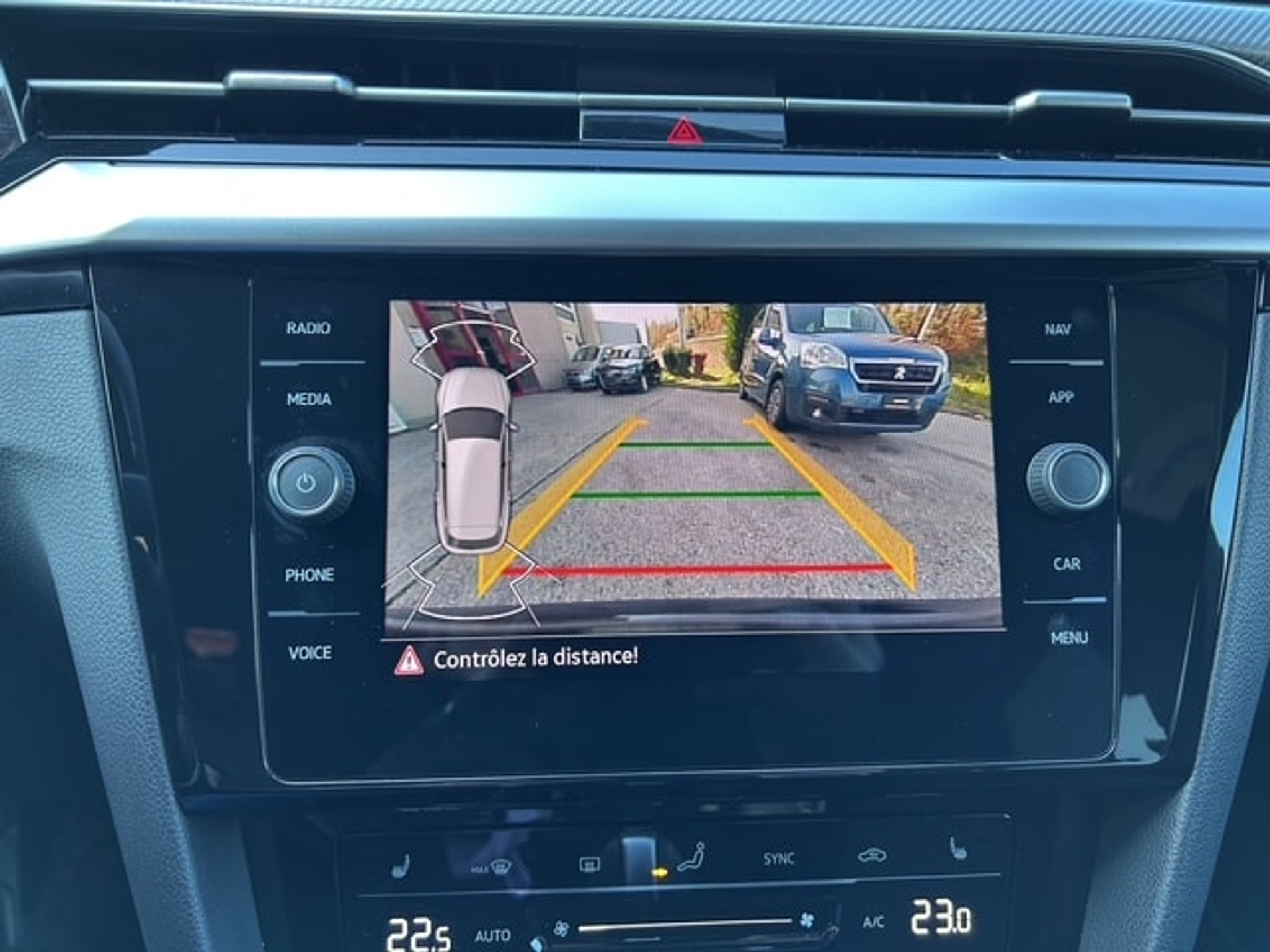 listing desktop thumbnail image 13