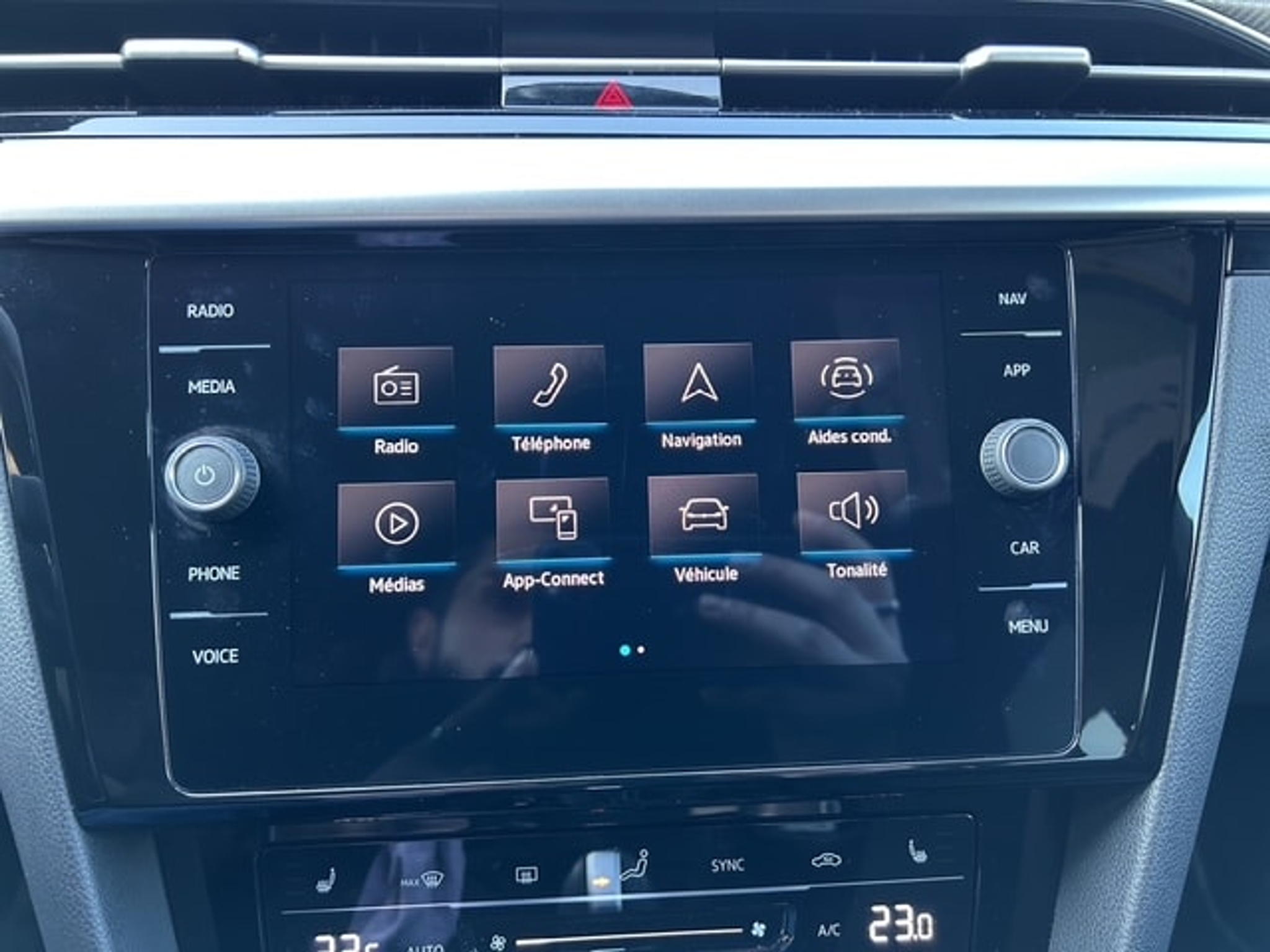 listing desktop thumbnail image 18