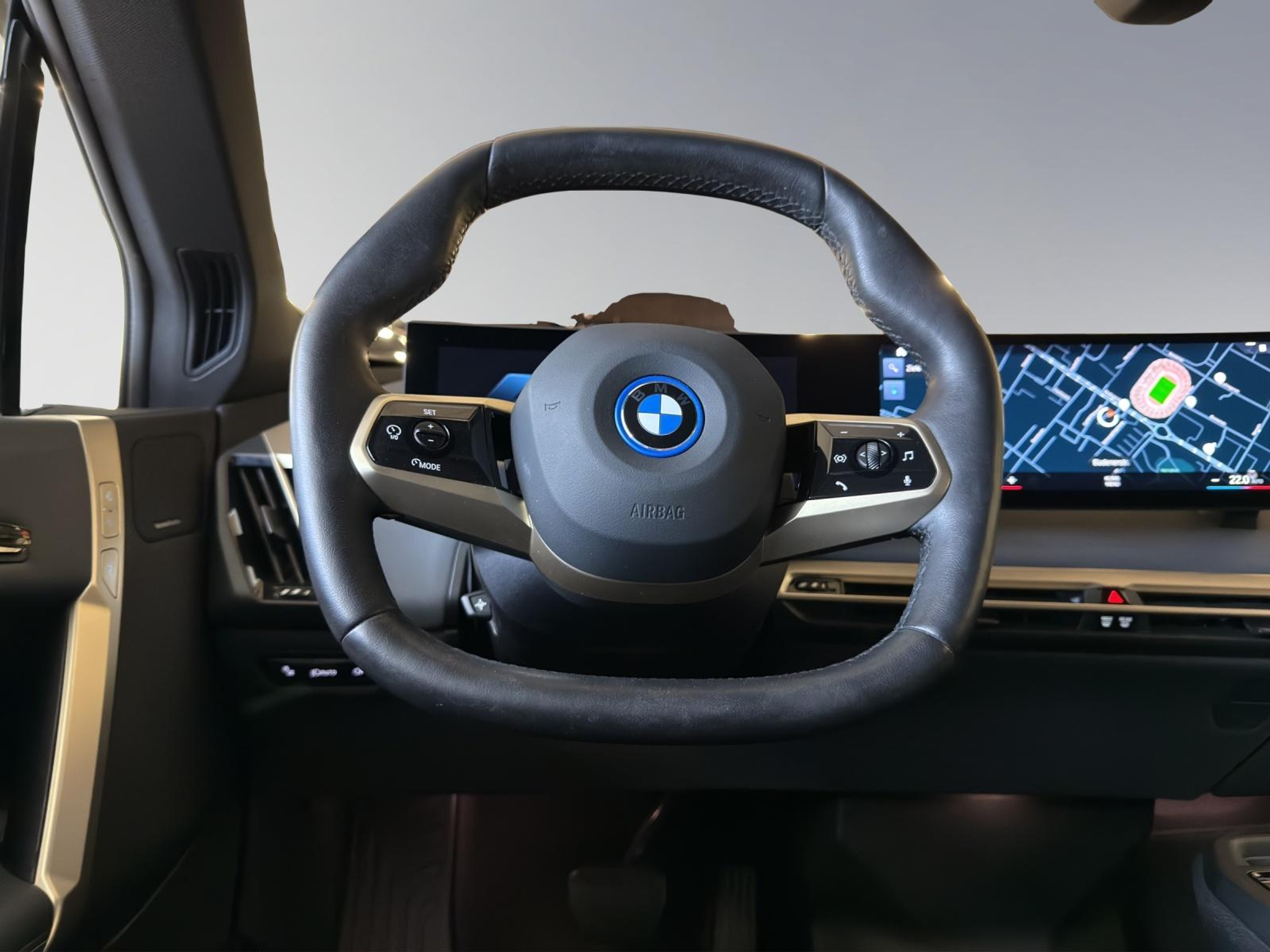 listing desktop thumbnail image 9