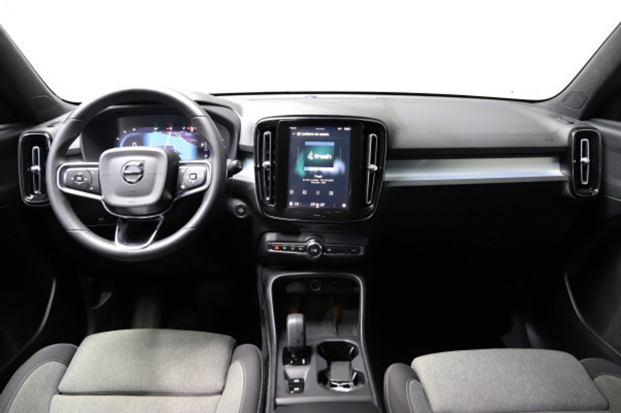 listing desktop thumbnail image 9