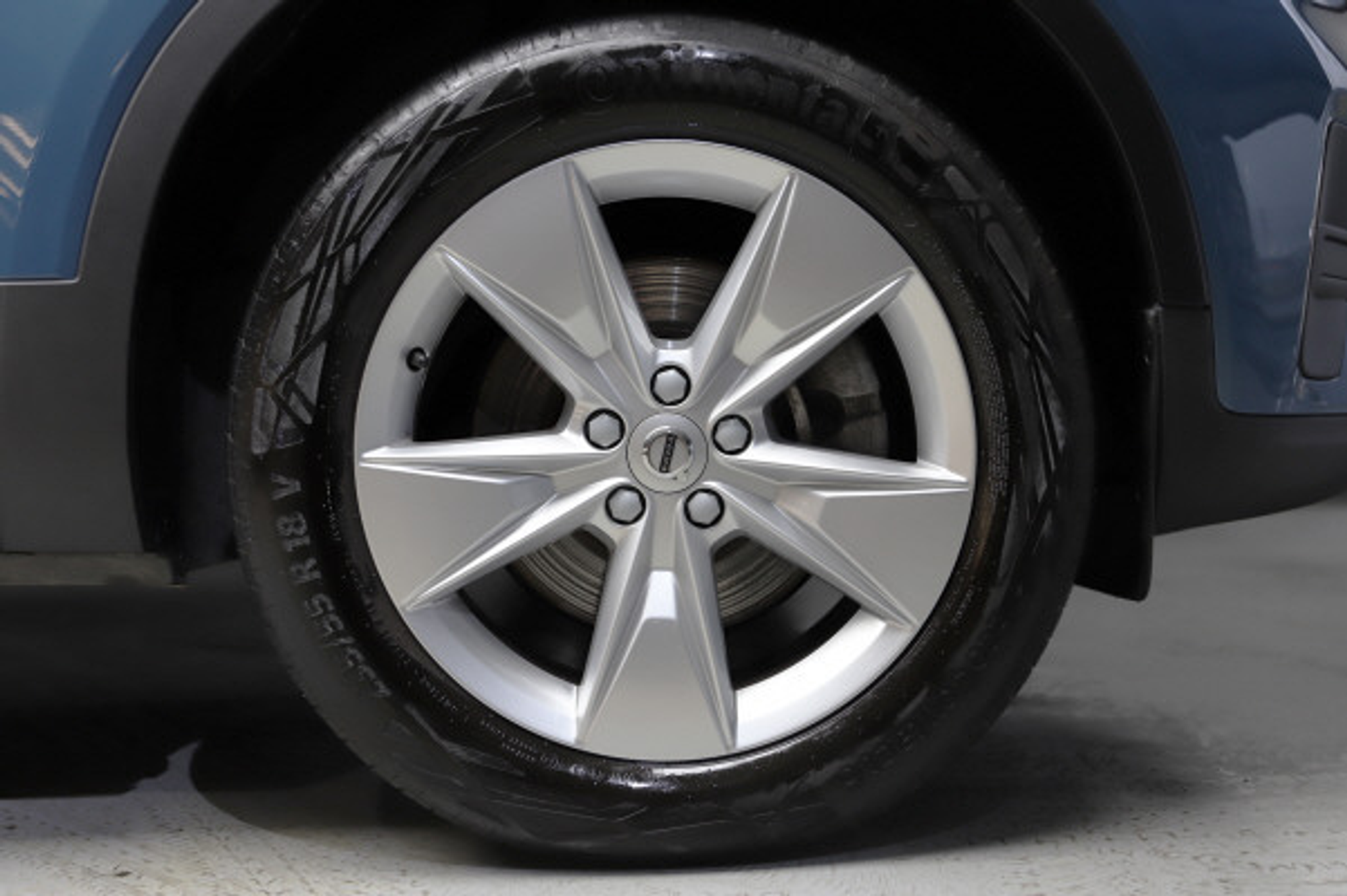 listing desktop thumbnail image 12