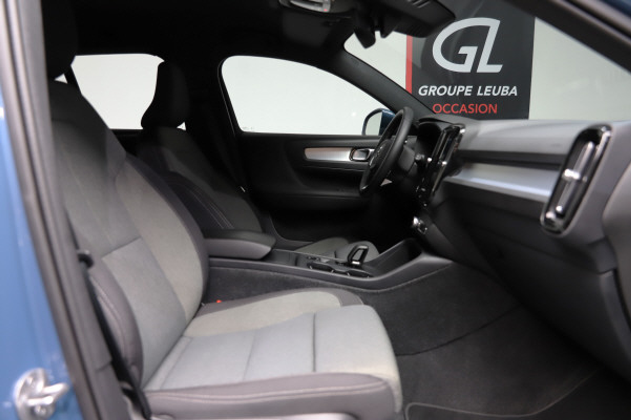 listing desktop thumbnail image 8