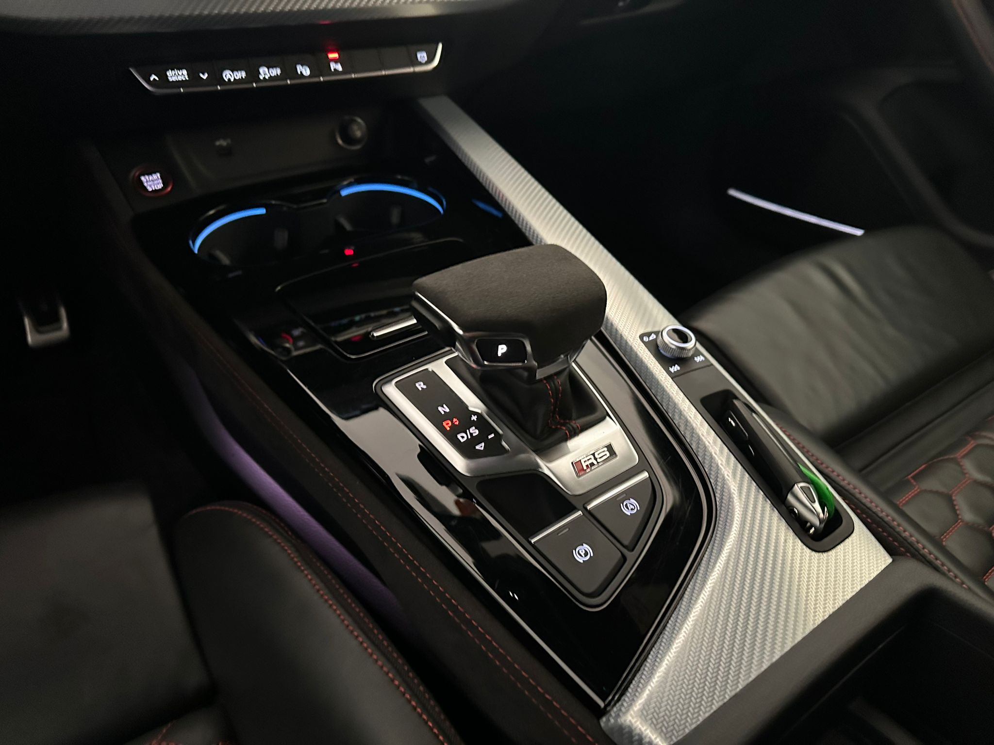 listing desktop thumbnail image 9