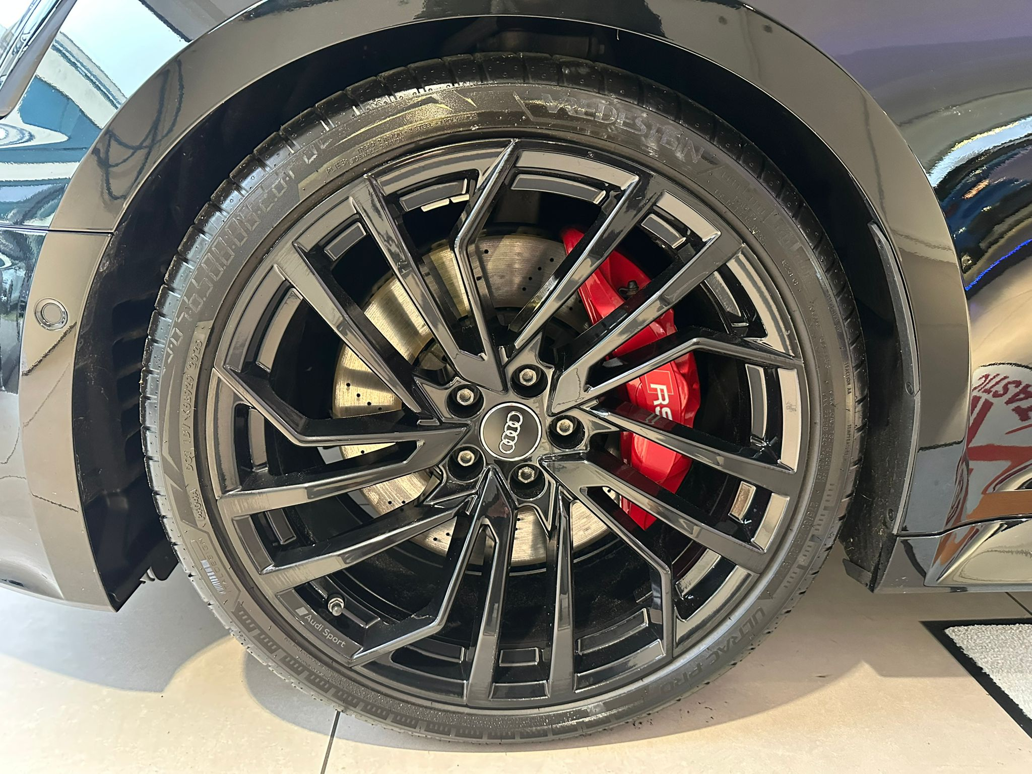 listing desktop thumbnail image 15