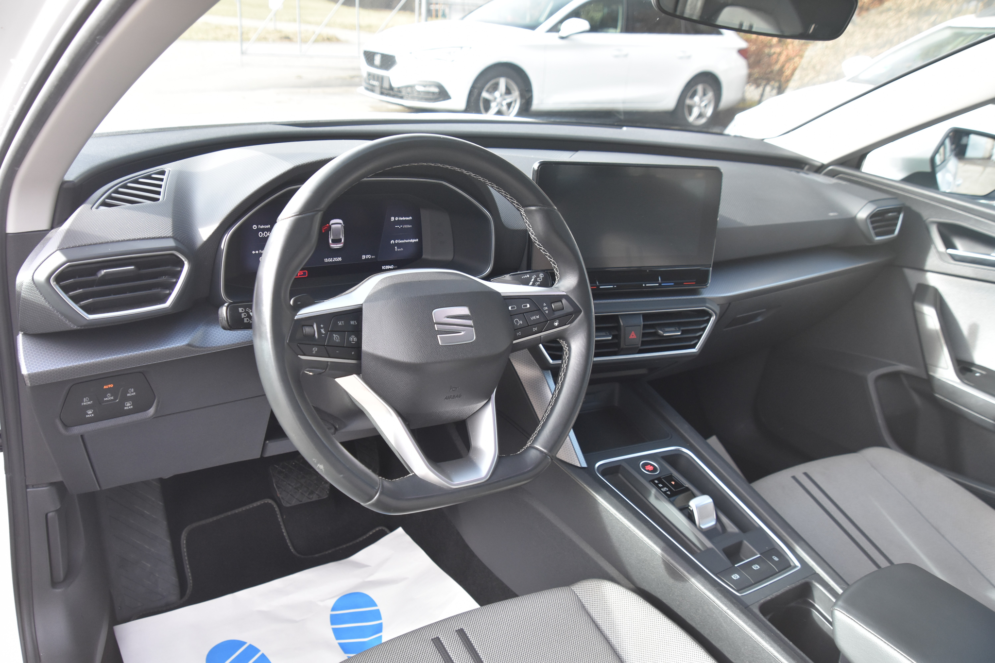 listing desktop thumbnail image 8