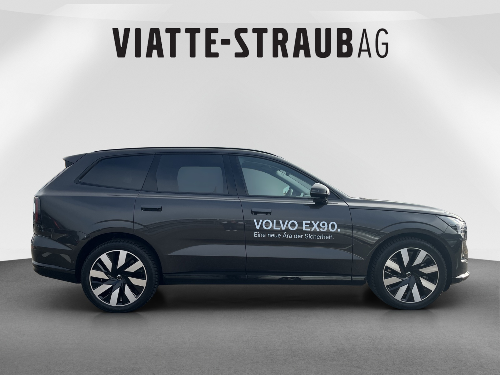 listing desktop thumbnail image 5