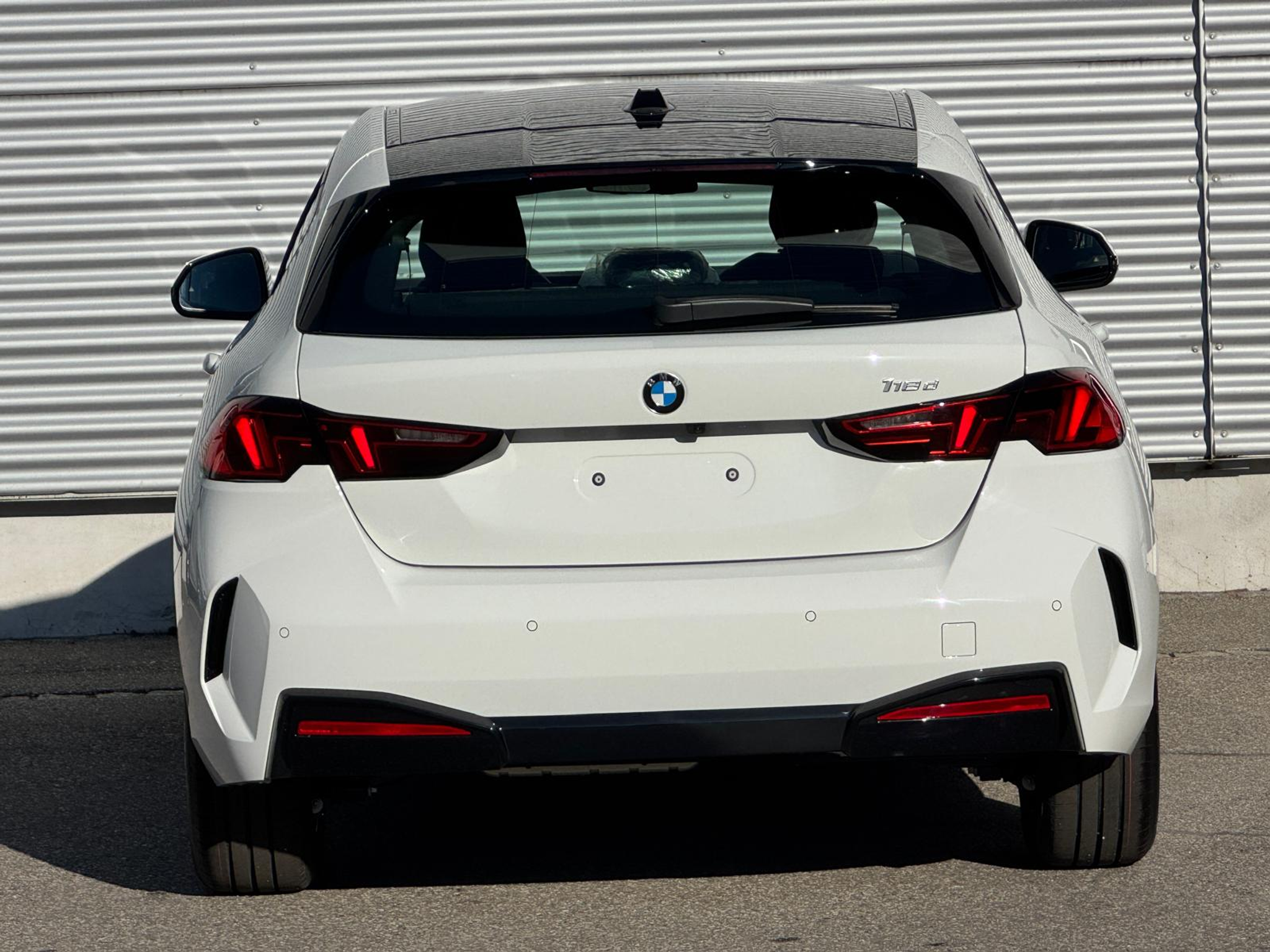 listing desktop thumbnail image 9